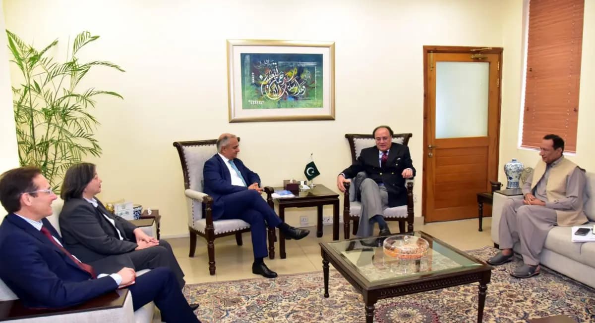 عالمی بینک کا پاکستان کے معاشی استحکام کو برقرار رکھنے کے لیے اصلاحات پر زور
